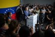 Argentina acoge a opositores de Maduro en su embajada de Caracas; denuncia cortes de electricidad