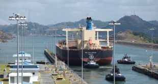 Canal de Panamá aumenta tránsito de buques por mejor nivel de las aguas