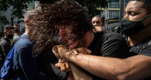 Diáspora en Miami apoya protestas en Cuba