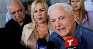 Expresidente Panamá Martinelli apela inhabilitación para elecciones de mayo