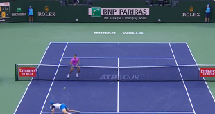 Carlos Alcaraz y Sinner durante las semifinales de Indian Wells.