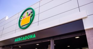 Fachada de un supermercado Mercadona en Valencia