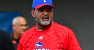 Ozzie Guillén repetirá como mánager de Tiburones de La Guaira