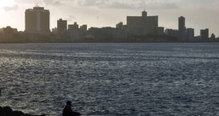 Pescadores cubanos lidian con la escasez de combustible, accesorios de pesca y piezas de repuesto.