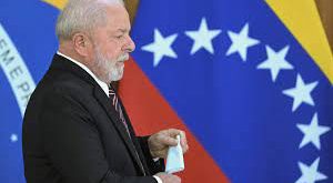 Presidente brasileño Lula da Silva califica de «grave» impedimento a candidatura opositora en Venezuela