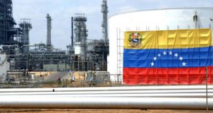 Producción petrolera venezolana aumentó a casi 900 mil barriles, pero puede caer si vuelven las sanciones