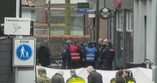 Un hombre toma como rehenes a varias personas en una cafetería de Países Bajos: desalojan 150 viviendas