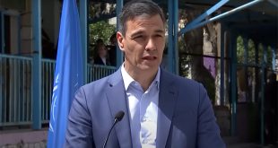 Pedro Sánchez comparece tras visitar un campo de refugiados en Jordania.