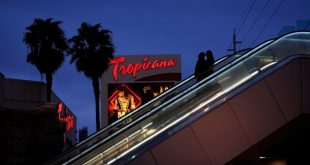 Tras recibir huéspedes durante 67 años, llegó el último día del casino Tropicana Las Vegas