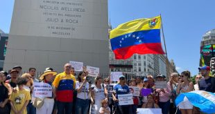 Venezolanos denuncian irregulares en el registro electoral en Argentina