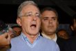 Colombia: expresidente Álvaro Uribe es acusado oficialmente de soborno y fraude procesal