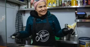 Mía Mendoza, la venezolana que preparó arepas para el Manchester City