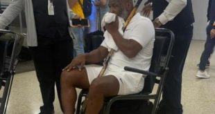 Mike Tyson recibió atención médica durante un vuelo