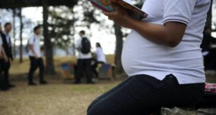 ONU acuerda medidas para prevenir el matrimonio o embarazo adolescente en Latinoamérica