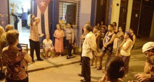 Detienen a activista cubano cuando intentaba entregar mensaje en la Asamblea Municipal de Corralillo