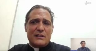 "La gente tiene el corazón partido por la mitad": Sacerdote, Castor José Álvarez Devesa