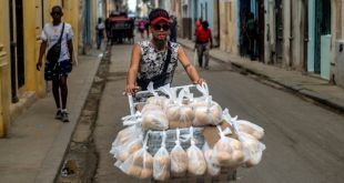 Cuba cierra más de mil establecimientos e impone multas por violaciones