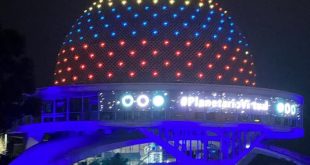 El gesto de Argentina hacia Venezuela al iluminar monumentos de Buenos Aires con el tricolor nacional