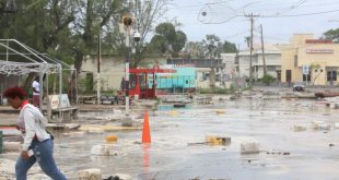 Huracán Beryl toca tierra cerca de Granada