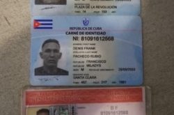 Carnets de identidad de los cubanos abatidos en Ucrania.