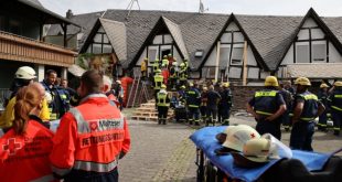 Derrumbe de parte de un hotel en Alemania deja un muerto, 4 rescatados y varios desaparecidos