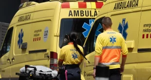 Muere un hombre atropellado cuando cambiaba la rueda de un coche en la A-2