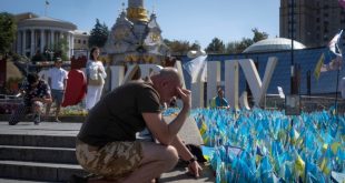 Ucrania conmemora 33er aniversario de su independencia cuando guerra con Rusia llega a su mes 30