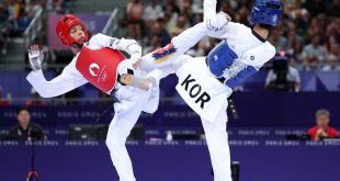 Yohandri Granado recibe diploma olímpico en taekwondo