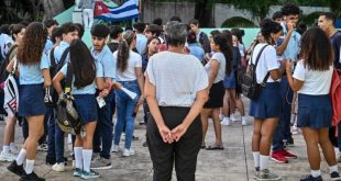 Advierten sobre "estandarización de la obscenidad" en las escuelas cubanas