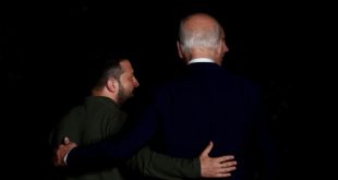 Biden anuncia ayuda militar de 8.000 millones de dólares para Ucrania