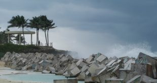 La Florida se prepara para la posible llegada de la tormenta Helene