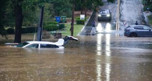 Vías inundadas y apagones dificultan rescates en EE UU tras devastador huracán Helene