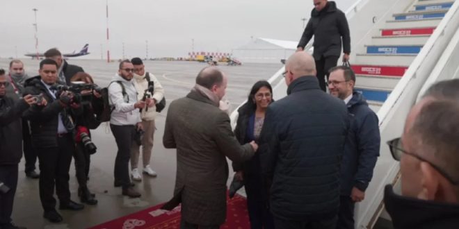 Delcy Rodríguez llega a Rusia para participar en cumbre de los BRICS