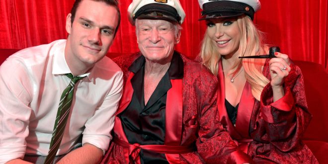 El hijo de Hugh Hefner ofreció USD 100 millones para recomprar la marca Playboy y continuar con el legado de su padre