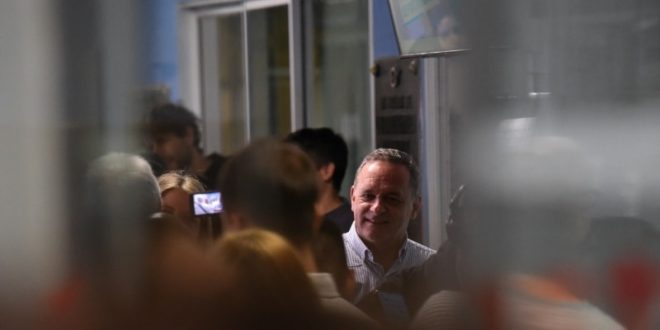 En Fotos | Los votantes en Uruguay eligen presidente entre dos centristas