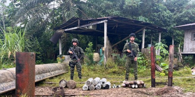 Incautaron semisumergible tipo “parásito” en guarida del ELN en Colombia