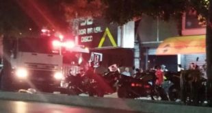 Incendio de gran magnitud afectó club nocturno en Maracay