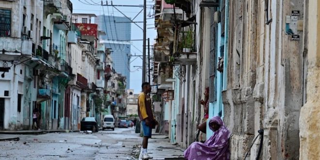 Info Martí | Cuba amanece sin electricidad