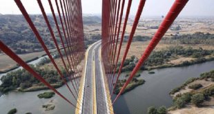 Joven murió en España tras caer desde un puente al que se subió para grabar un video viral para TikTok