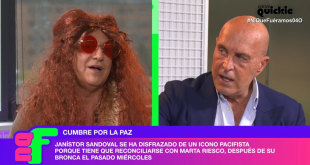 Víctor Sandoval y Kiko Matamoros en 'Ni que fuéramos'.