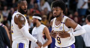 LeBron y su hijo Bronny James debutan juntos en partido de pretemporada para los Lakers