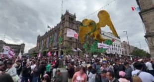 Mexicanos celebran la toma de posesión de Claudia Sheinbaum