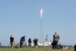 Un cohete Falcon Heavy de SpaceX con la nave espacial Europa Clipper a bordo despega del Complejo de Lanzamiento 39A del Centro Espacial Kennedy de la NASA en Cabo Cañaveral el 14 de octubre de 2024.