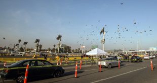 Autoridades mexicanas instalan filtro de revisión en garita de la fronteriza Tijuana