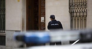 Detenido el jefe antiblanqueo de la Policía española con 20 millones de euros ocultos en la pared de su casa