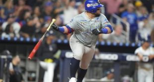 Navegantes del Magallanes se impuso ante los Leones del Caracas 