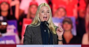 ¿Quién es Pam Bondi, la nominada de Trump para secretaria de Justicia?