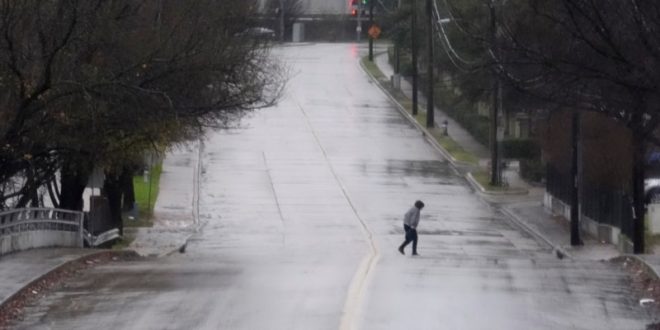 Algunas partes de Texas, Luisiana y Arkansas estaban bajo alertas de clima severo este viernes temprano