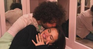 La cantante Selena Gómez se ha comprometido con el productor Benny Blanco