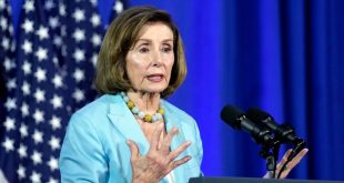 Nancy Pelosi hospitalizada tras sufrir caída durante viaje oficial a Luxemburgo